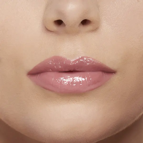 Maybelline New York Lifter Gloss, Lip Gloss Makeup With Hyaluronic Acid For Smooth And Hydrated Lips 4 Image