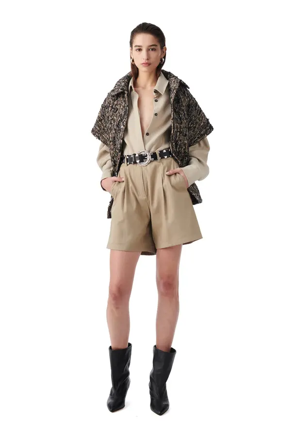 Long Sleeves oversized Shirt 2 Image