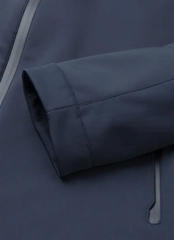 Padding Shoulder Softshell Jacket 3 Image