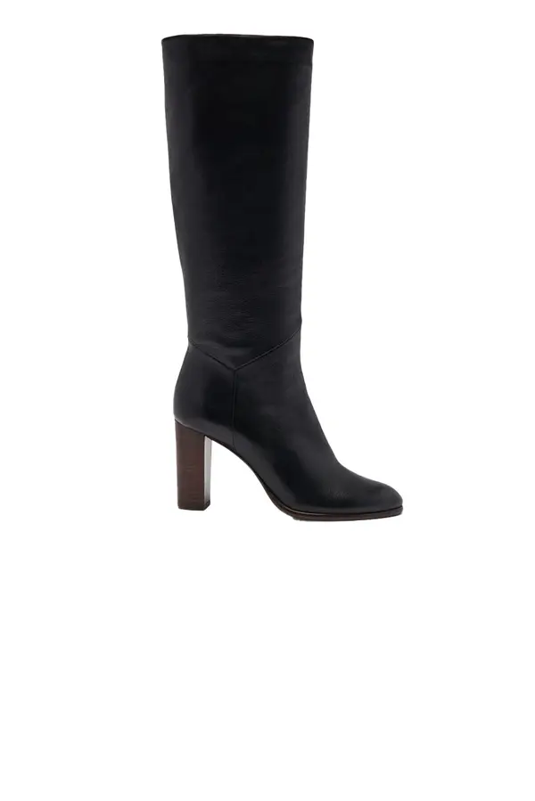 Heeled leather boots 2 Image