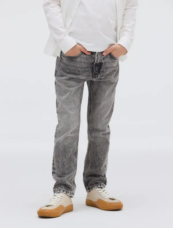 Straight Dad Jeans 2 Image