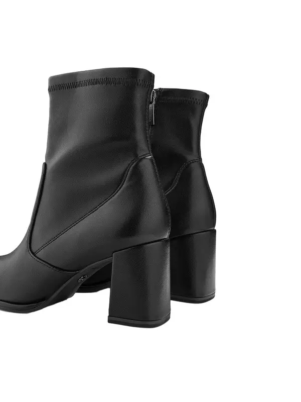 Heeled Ankle Boots with a Stretch Shaft and Block Heel 3 Image