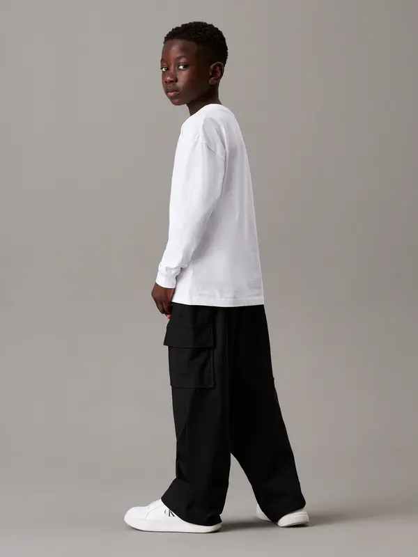 Relaxed Long Sleeve T-Shirt 2 Image