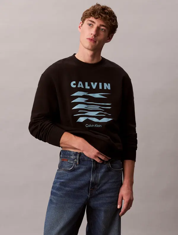 Logo Graphic Sweatshirt 3 Image