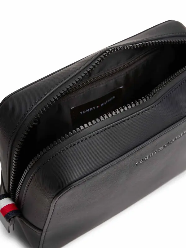Logo Detail Wash Bag 1 Image