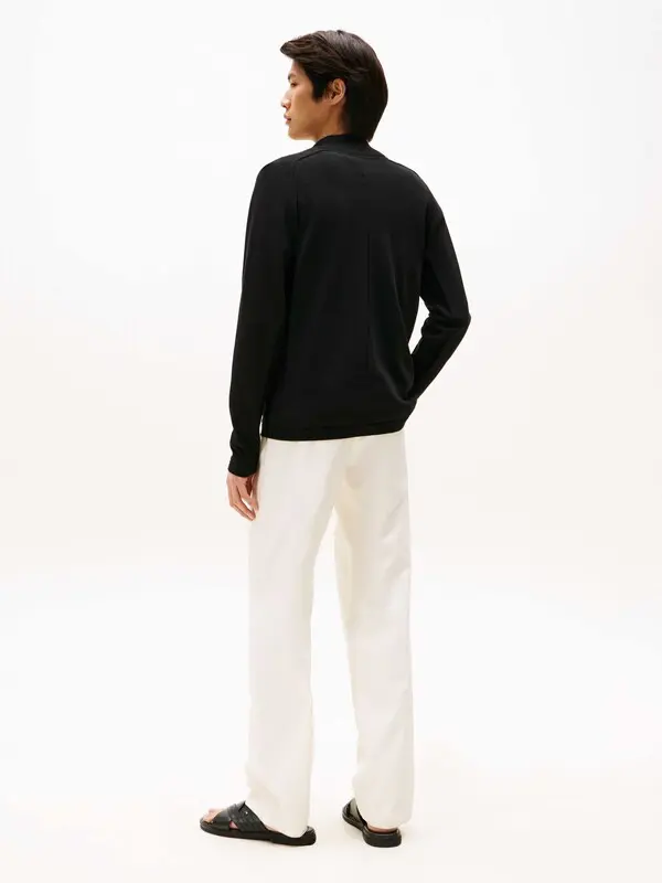 Performance Zip Jumper 2 Image