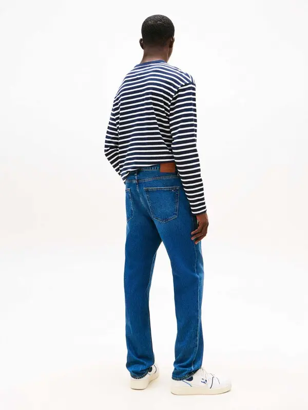 Slim Straight Jeans 4 Image
