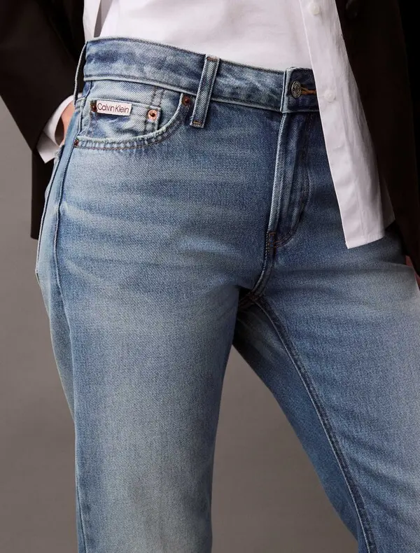 Relaxed Bootcut Jeans 3 Image