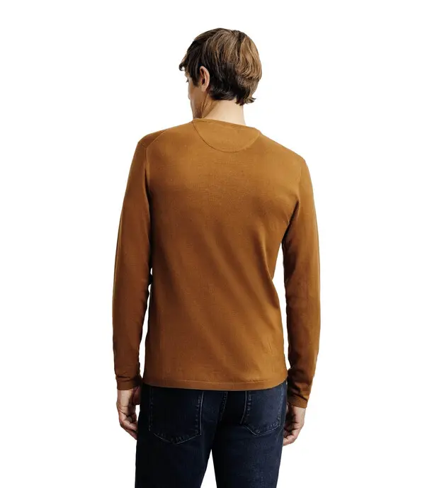 Long-sleeved round-neck sweater 2 Image