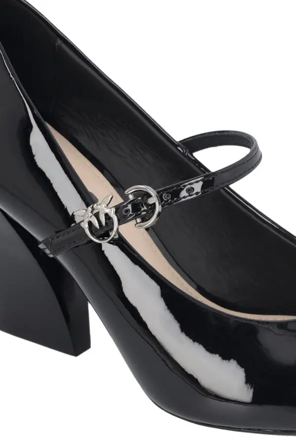 Patent Pump with Chuncky Heel 1 Image
