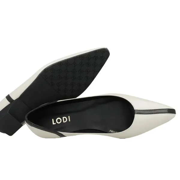 Two-Tone Block Heel Pump 2 Image