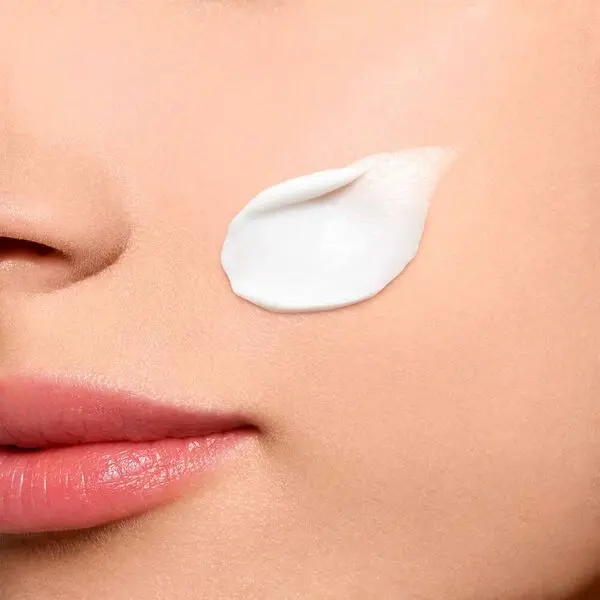 Hydra Essentiel Silky Cream 2 Image