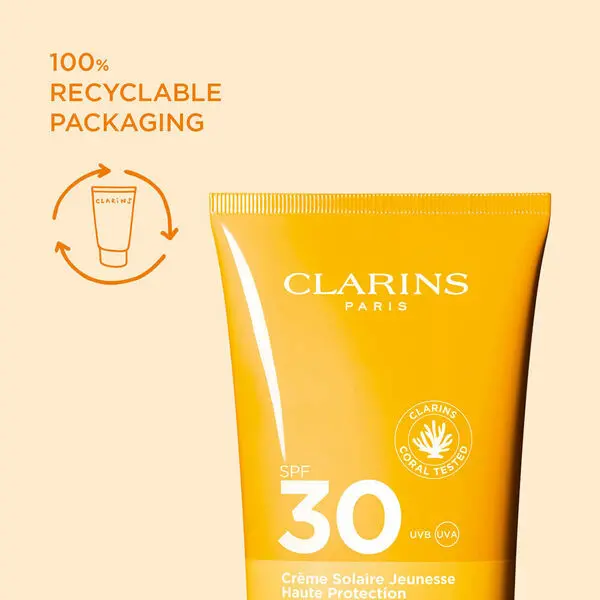 Sunscreen High Protection SPF30 2 Image