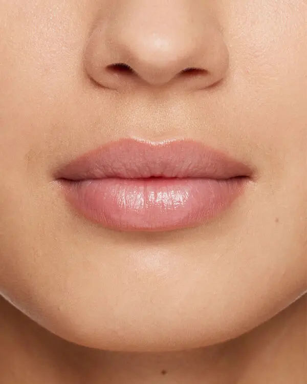 Lip Oil Balm Hydrating 1 Image