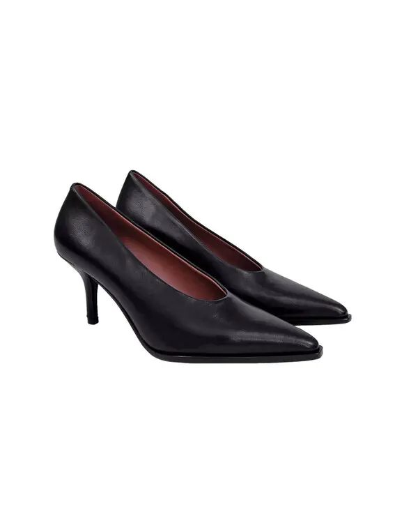 Leather Pointed Pump 2 Image