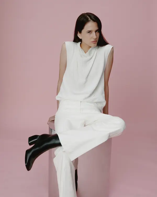 Sculptural Heel Leather Ankle Boots 4 Image