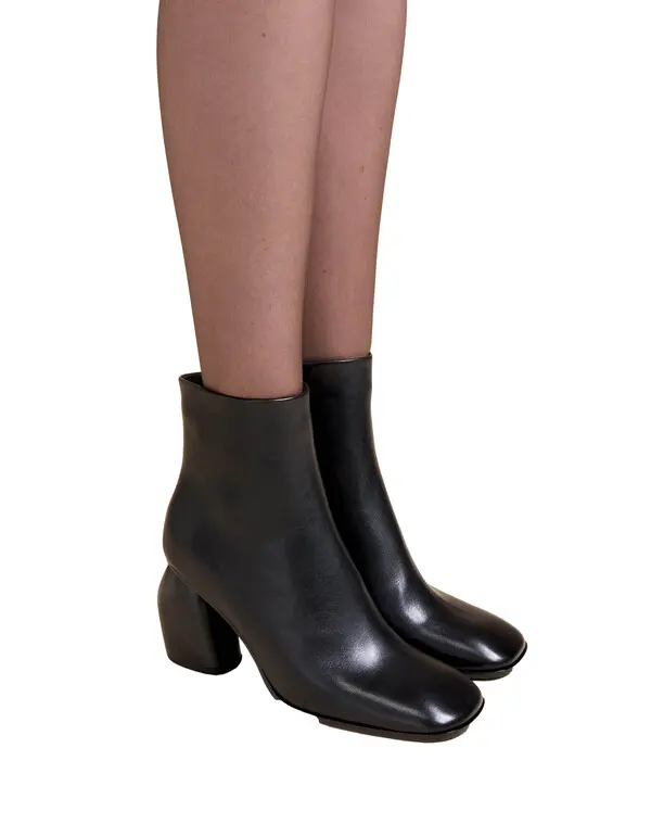 Sculptural Heel Leather Ankle Boots 5 Image