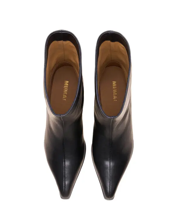 Pointed-Toe Ankle Boots With A Kitten Heel 1 Image