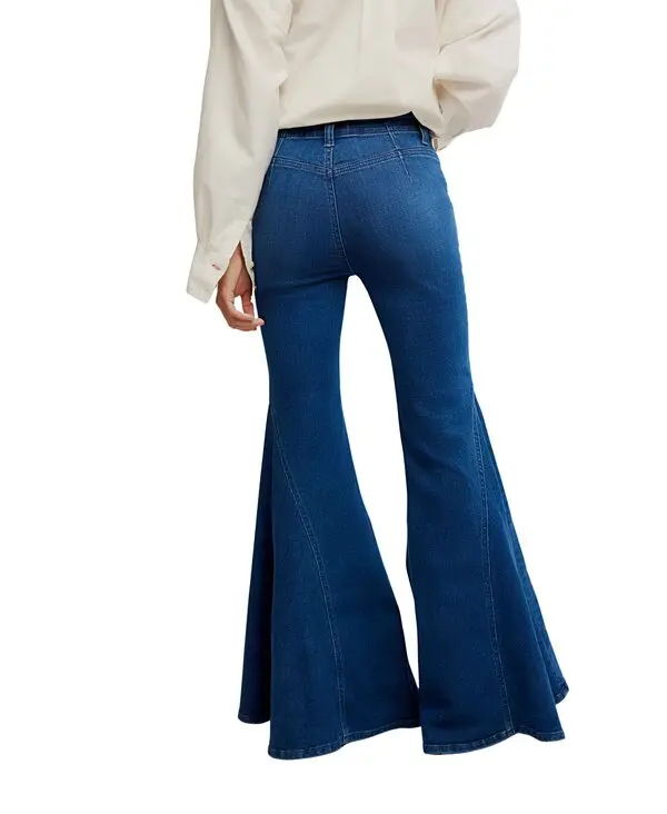 Marque Ultra Wide Flared jeans 3 Image