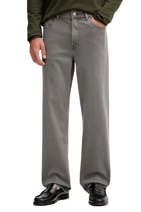 Regular Waist Straight Leg Jeans 1 Image