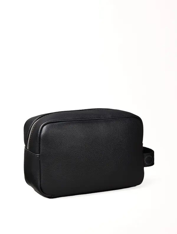Cargo Dopp Kit 2 Image
