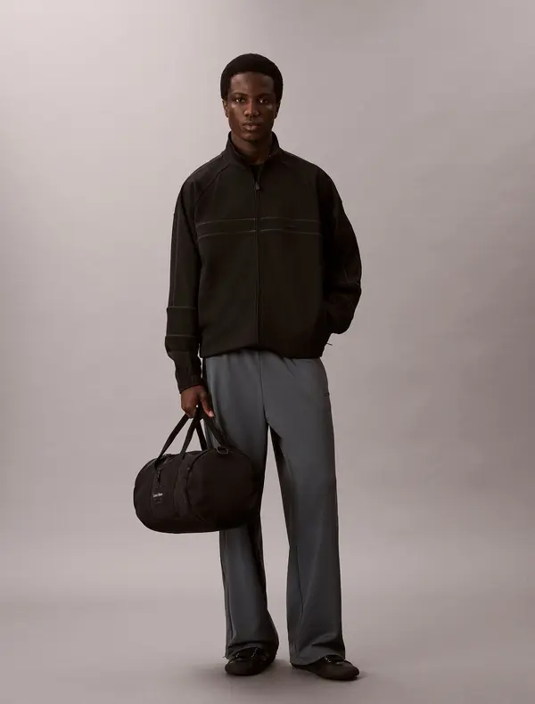 Essential Barrel Duffle Bag 1 Image