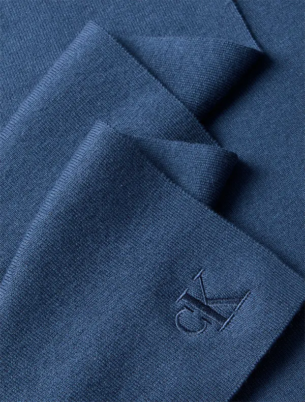 Signature Logo Scarf 1 Image