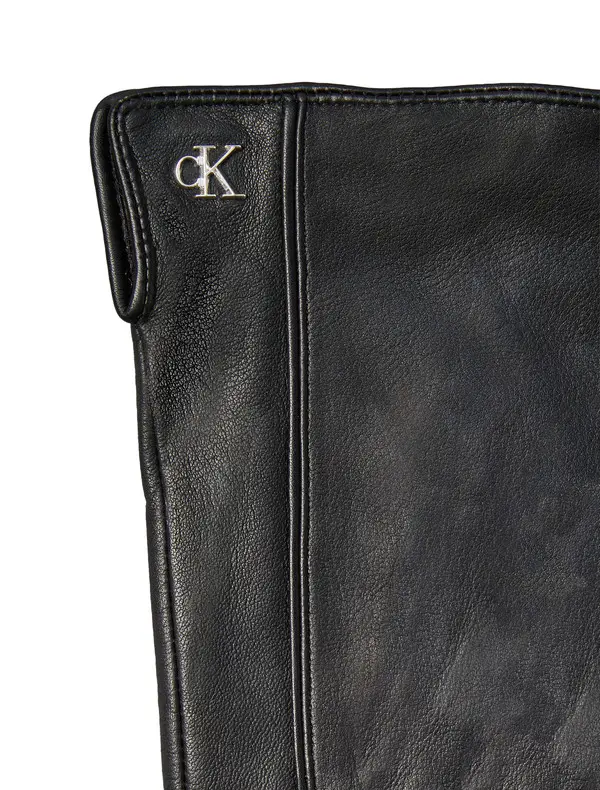 Soft Nappa Leather Touchscreen Gloves 3 Image