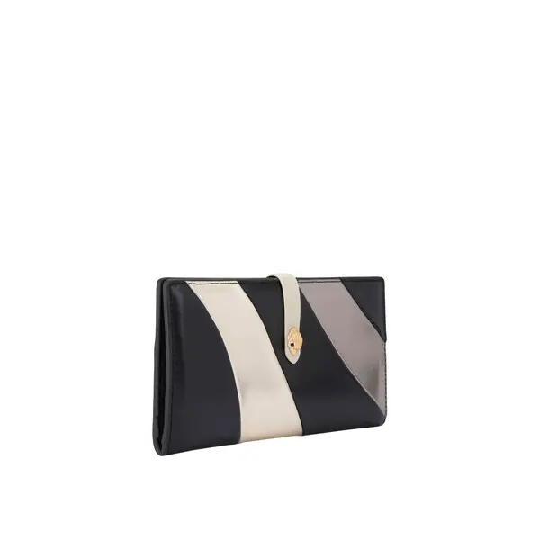 Kensington Soft Leather Wallet 4 Image