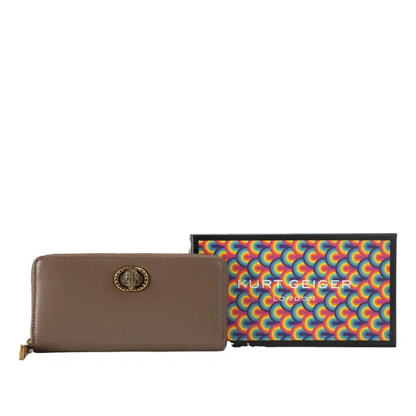 Chelsea Soft Leather Zip Wallet 1 Image