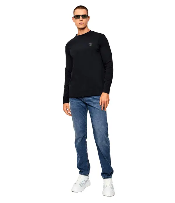 Long-Sleeve T-Shirt with Chest Logo 2 Image