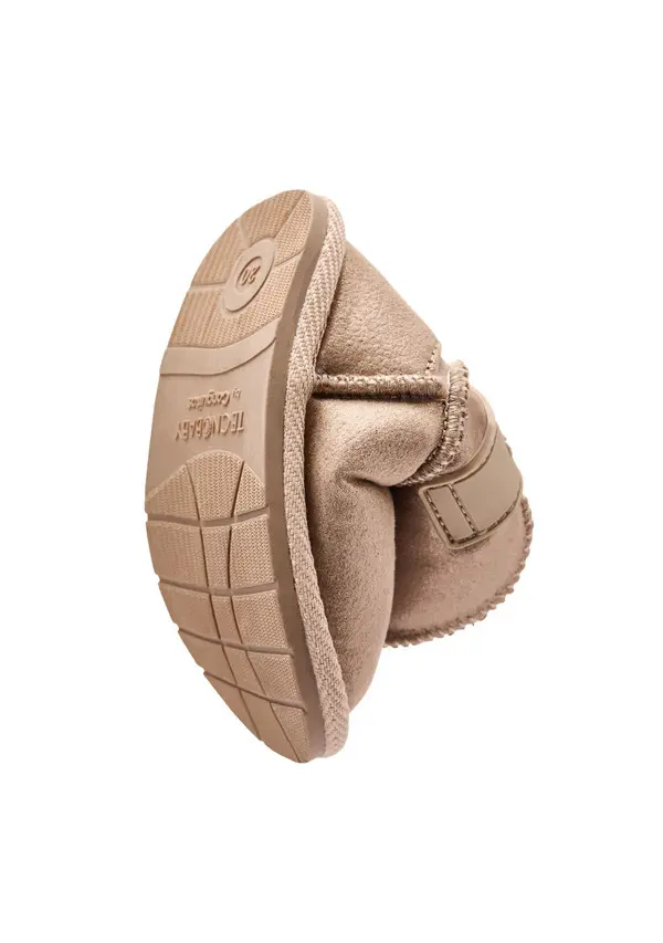 Suede-Style Boots with Faux Fur Lining and Hook-and-Loop Closure 2 Image