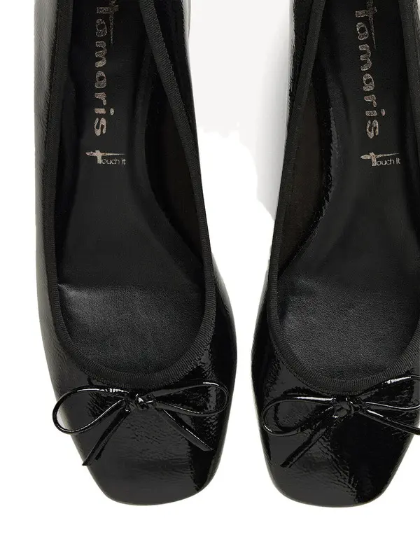 Patent Leather Low Heel Round Toe Pump 3 Image