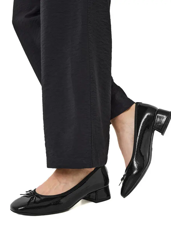 Patent Leather Low Heel Round Toe Pump 4 Image