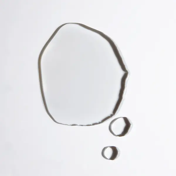 The Essence 100ml 3 Image