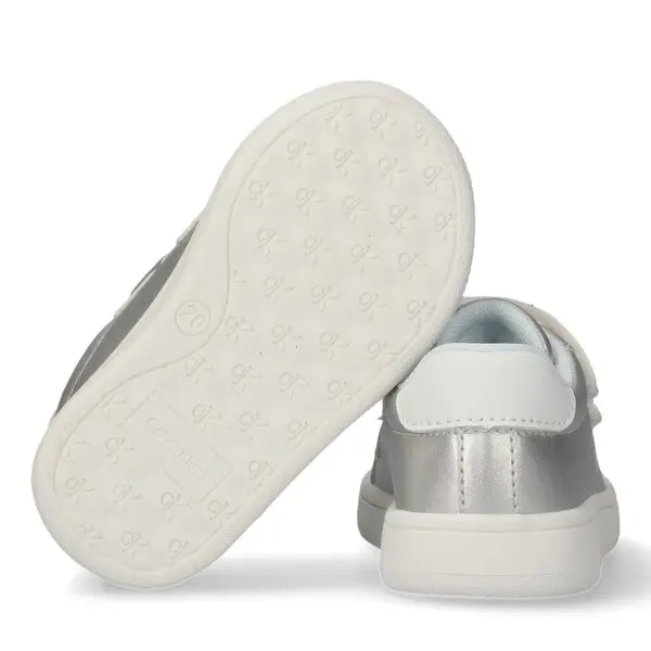 Metallic Low-Top Sneakers 4 Image