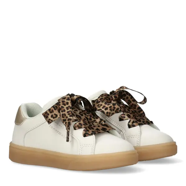 Sneakers With Leopard Print Ribbon Laces 4 Image