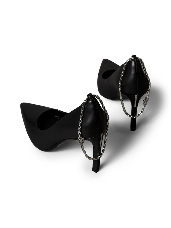 Leather Cushioned Chain Stiletto Pump 2 Image