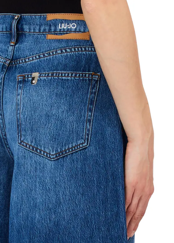 High-waisted Super-flared Jeans 2 Image