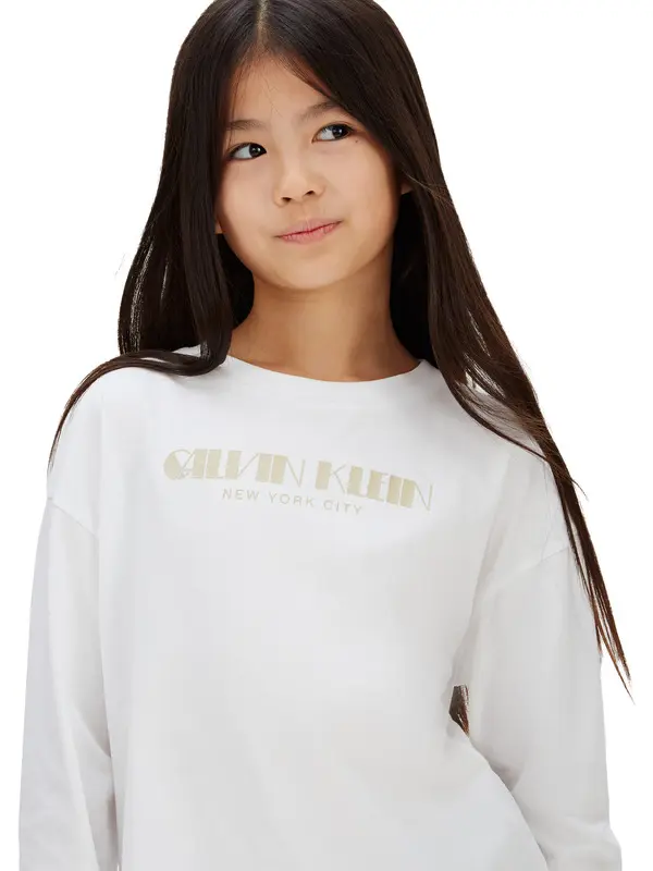 Kids Girls Boxy Logo Long Sleeve T-shirt 2 Image