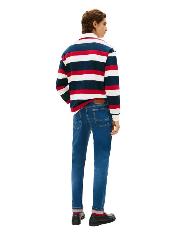 Straight Cut Slim Fit Jeans 3 Image