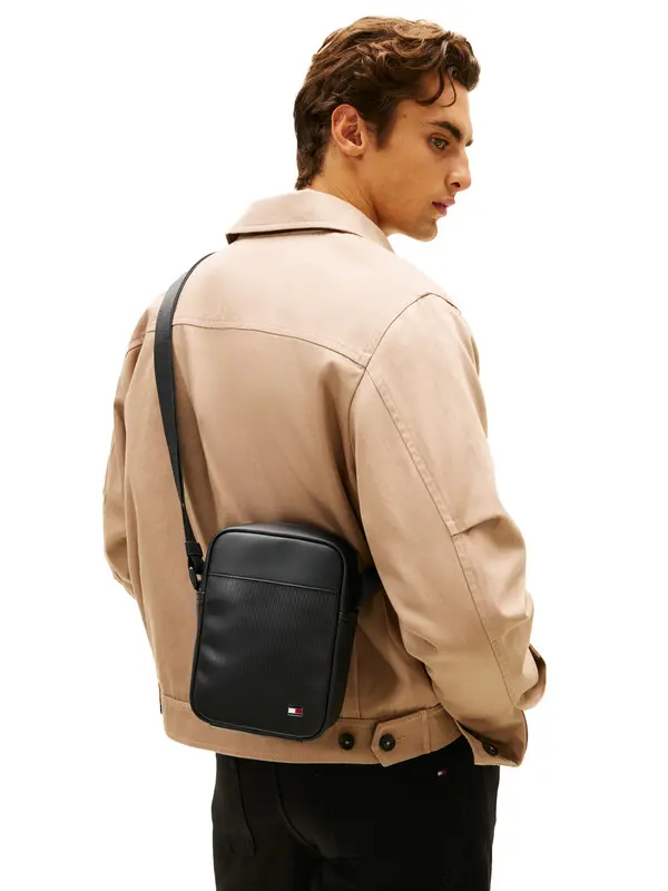 Hilfiger Flag Ribbed Crossbody Reporter Bag 1 Image