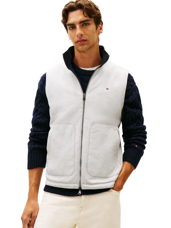 Regular Fit Stand Collar Zip Up Logo Vest 1 Image