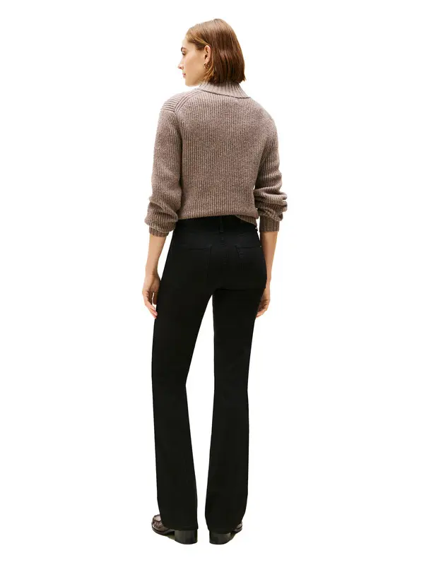 Mid Rise Bootcut Black Jeans 3 Image