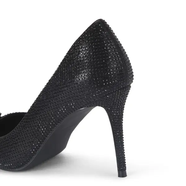 Belgravia Eagle Court Heel Pump 4 Image