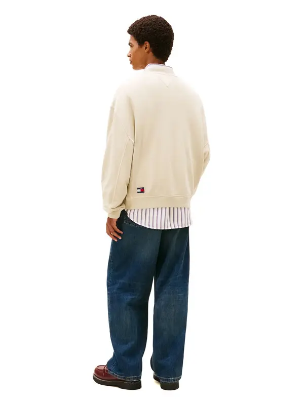 Classic '90s Tonal Logo Washed Sweatshirt 4 Image