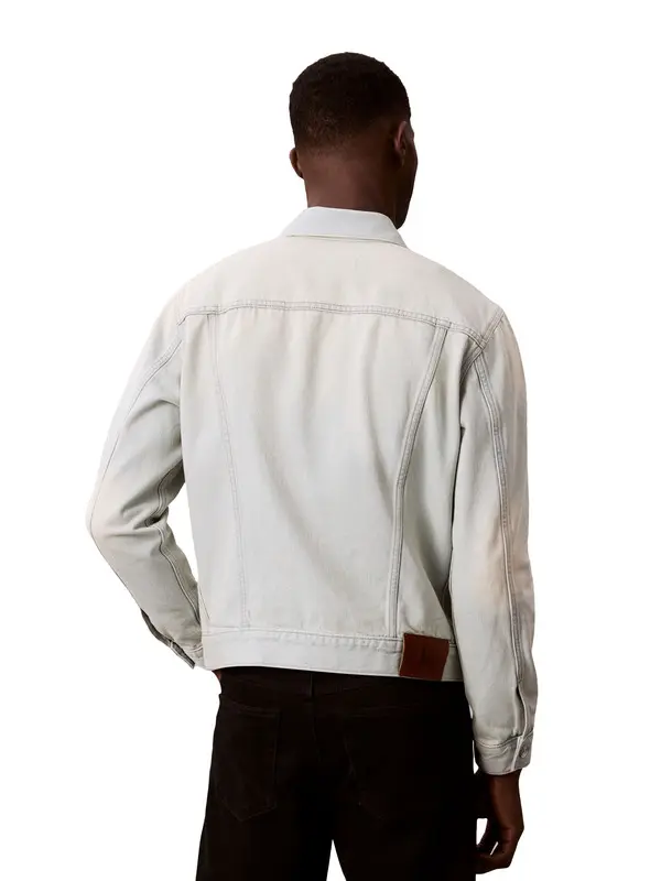 Classic Trucker Jacket 2 Image