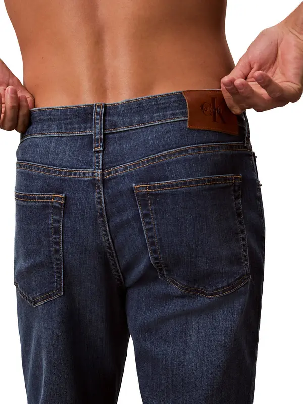 High Waist Slim Fit Jeans 4 Image