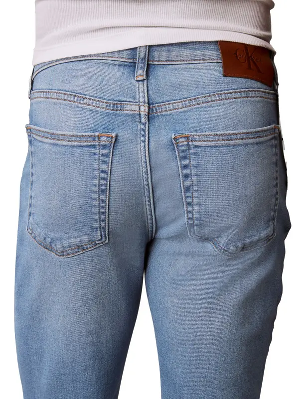 Slim Tapered Jeans 1 Image