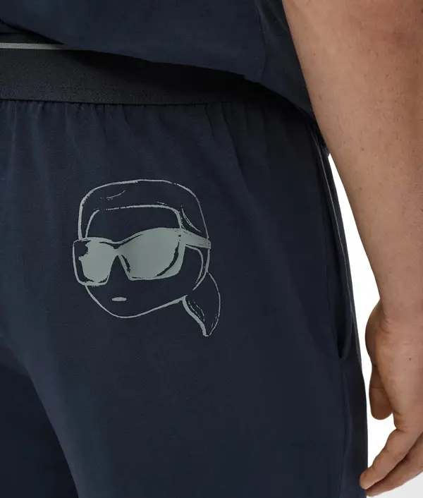 Regular Fit Ikon Graphic Pajama Set 1 Image